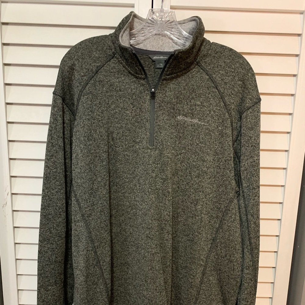 Great Condition Eddie Bauer half zipper fleece size XLT